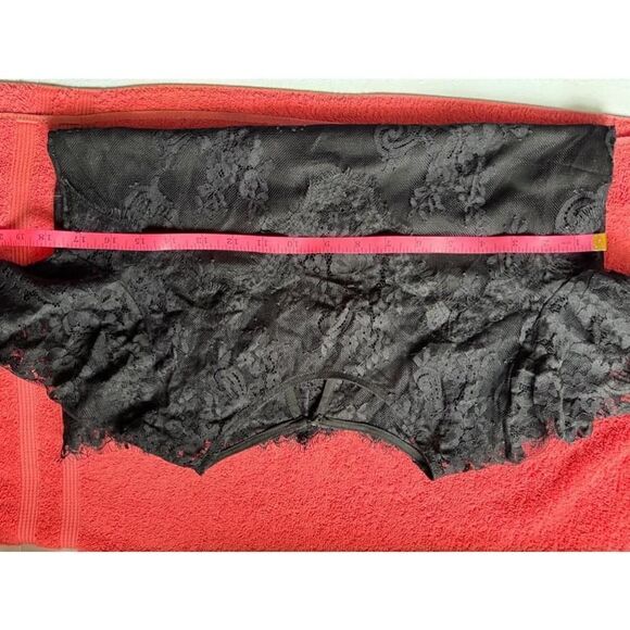 LULUS women’s black pure genius sheer lace top - Picture 4 of 8